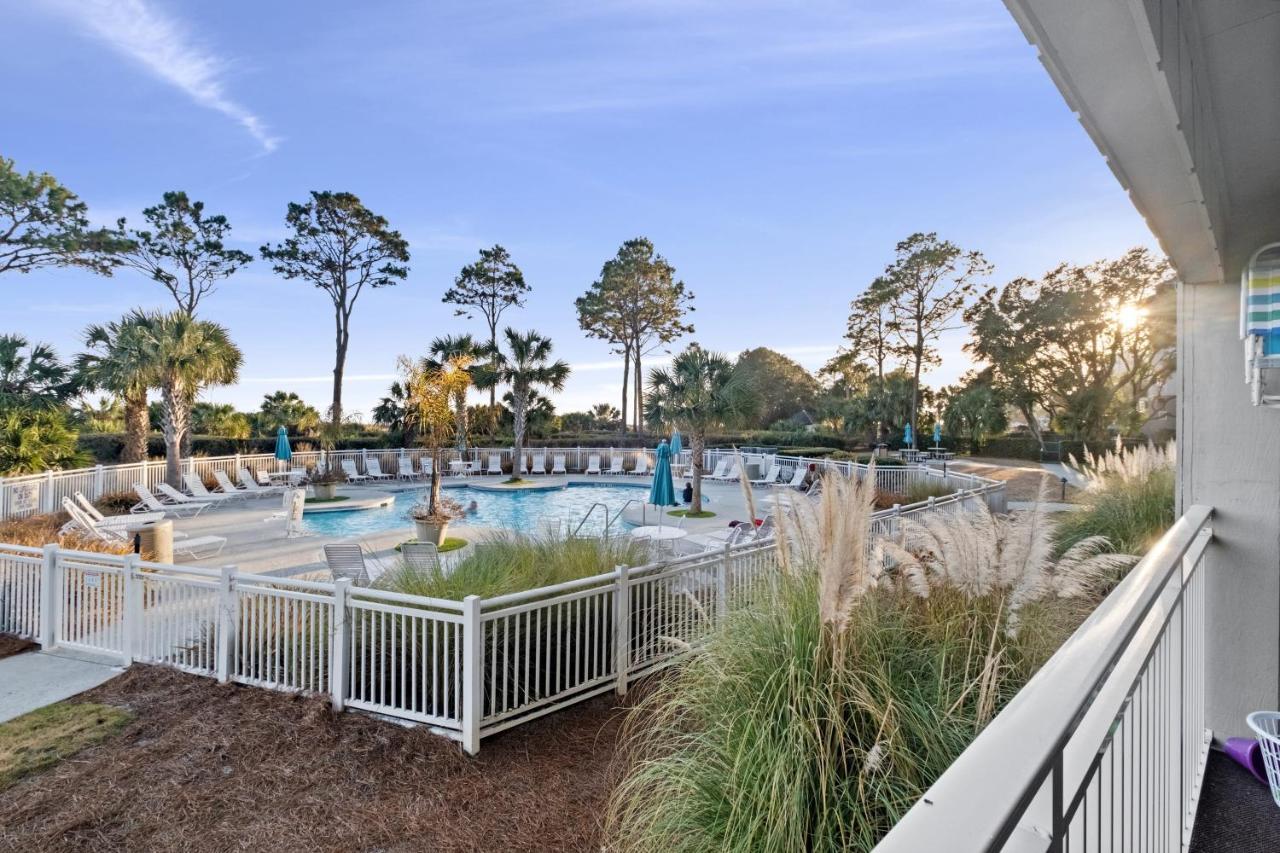 Ocean Dunes Villas #111, Beach Condo In Coligny Beach, 43 S Forest Beach Dr, Hilton Head Sc, Oceanfront Condo, Heated Pool, By Vacation Rental Hhi Hilton Head Island Exterior foto
