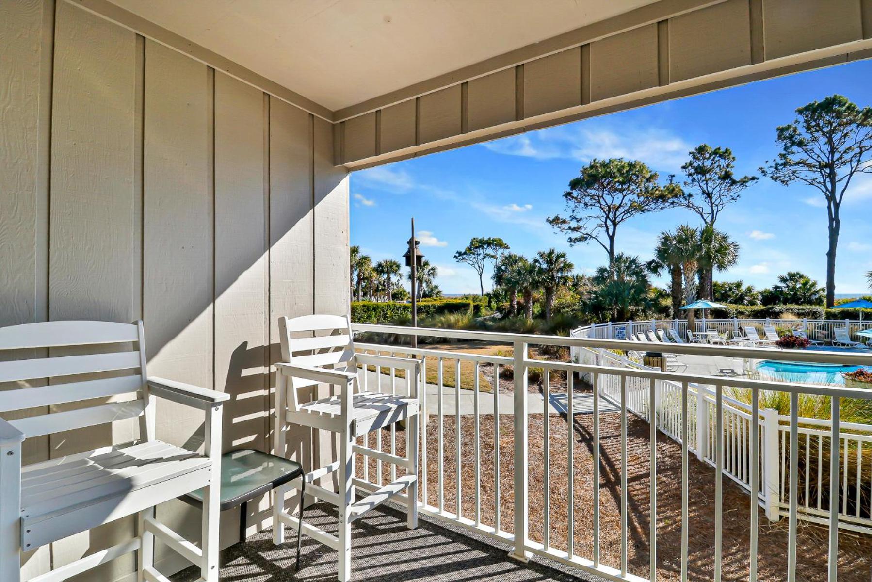 Ocean Dunes Villas #111, Beach Condo In Coligny Beach, 43 S Forest Beach Dr, Hilton Head Sc, Oceanfront Condo, Heated Pool, By Vacation Rental Hhi Hilton Head Island Exterior foto